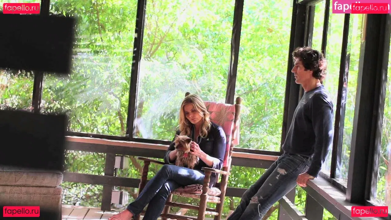 Mariel Hemingway Onlyfans Photo Gallery 