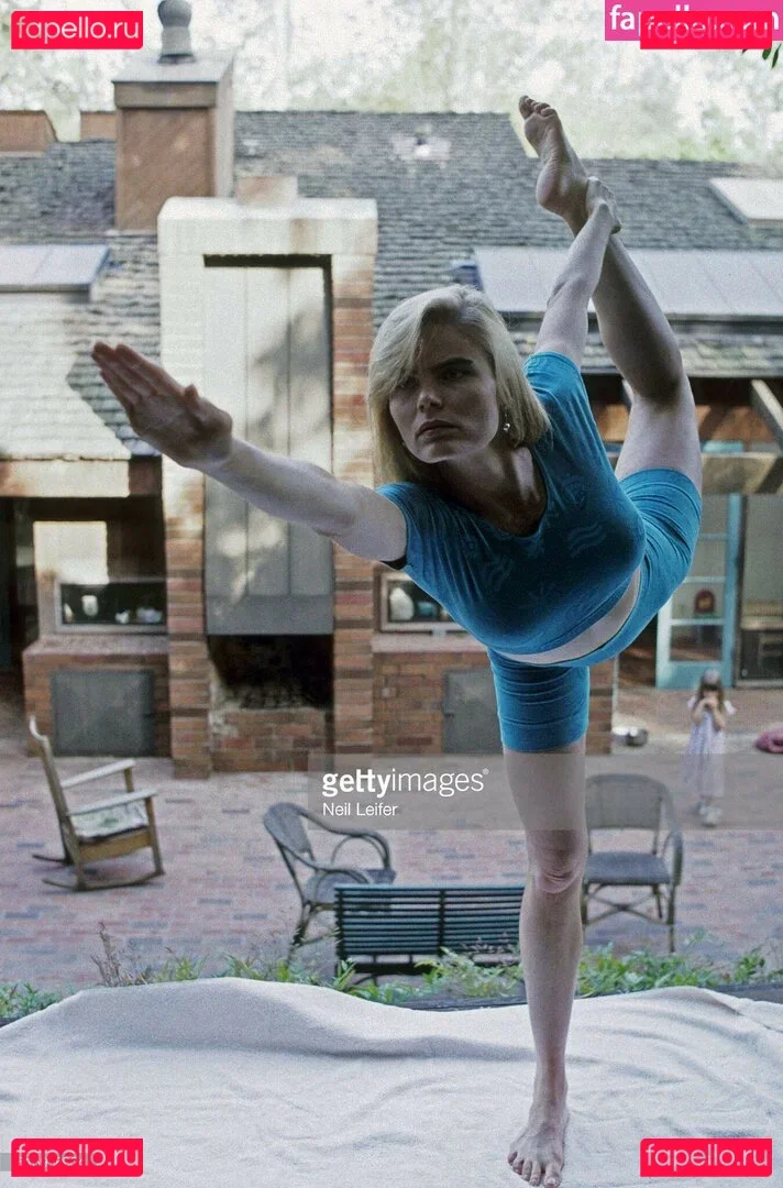 Mariel Hemingway Onlyfans Photo Gallery 