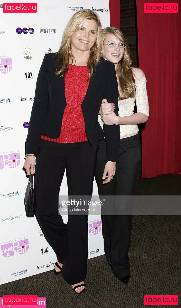 Mariel Hemingway Onlyfans Photo Gallery 