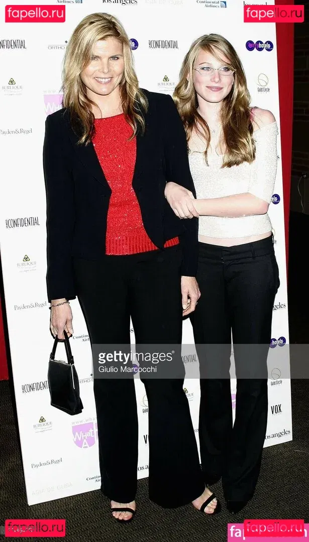 Mariel Hemingway Onlyfans Photo Gallery 