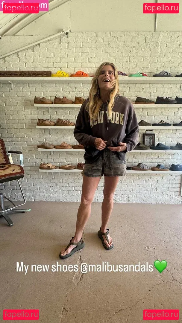 Mariel Hemingway Onlyfans Photo Gallery 