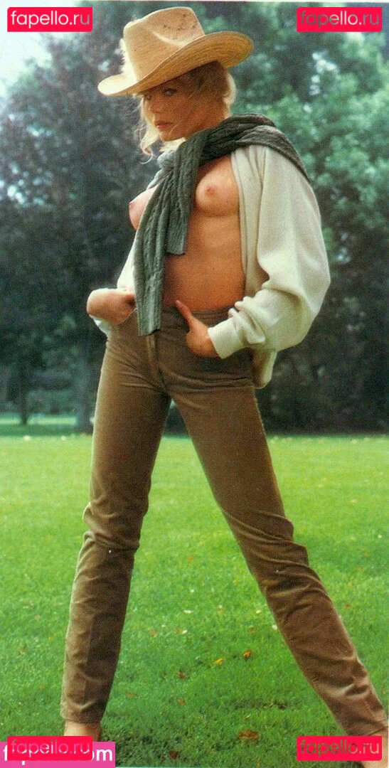 Mariel Hemingway Onlyfans Photo Gallery 