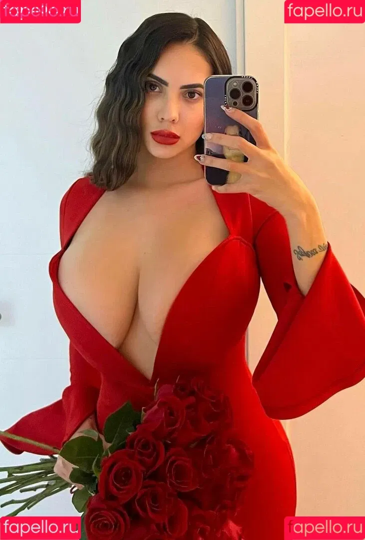Sanna Meira Onlyfans Photo Gallery 
