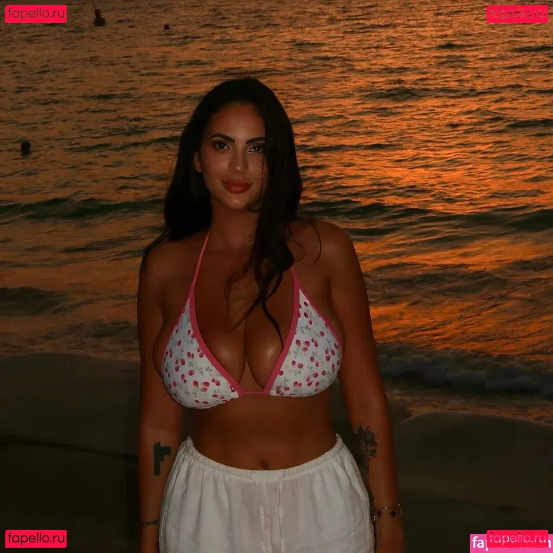 Sanna Meira Onlyfans Photo Gallery 