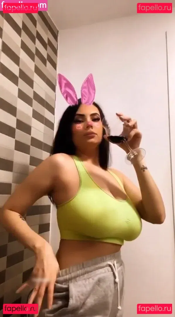 Sanna Meira Onlyfans Photo Gallery 