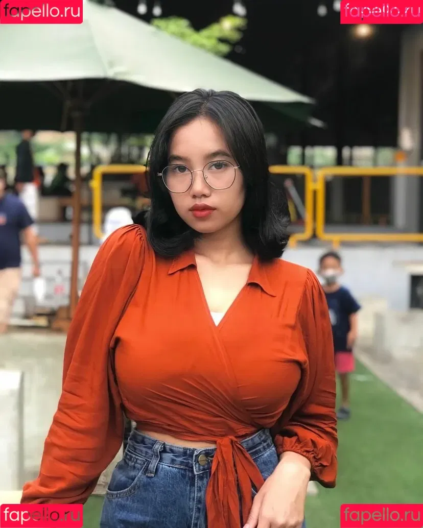 Elvara Caliva Onlyfans Photo Gallery 