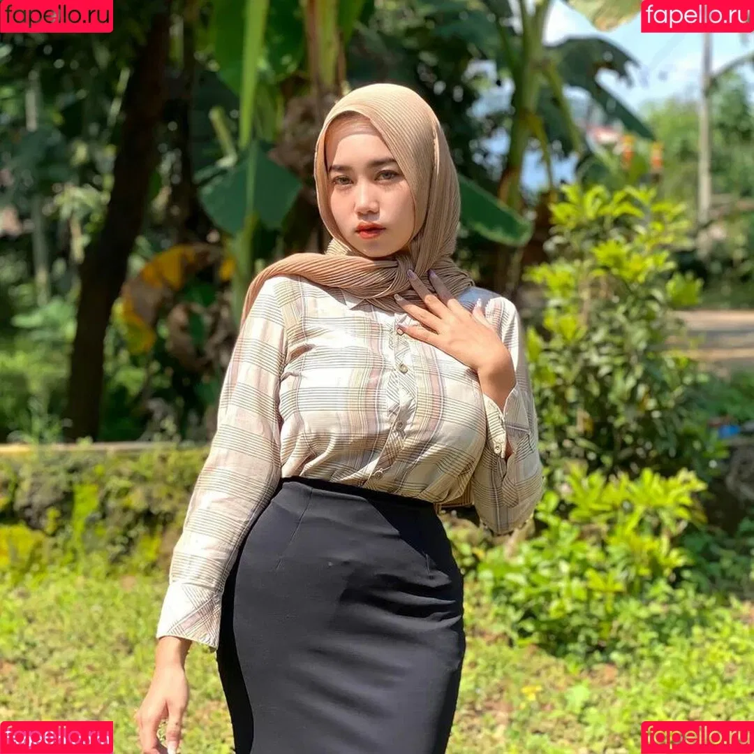 Elvara Caliva Onlyfans Photo Gallery 