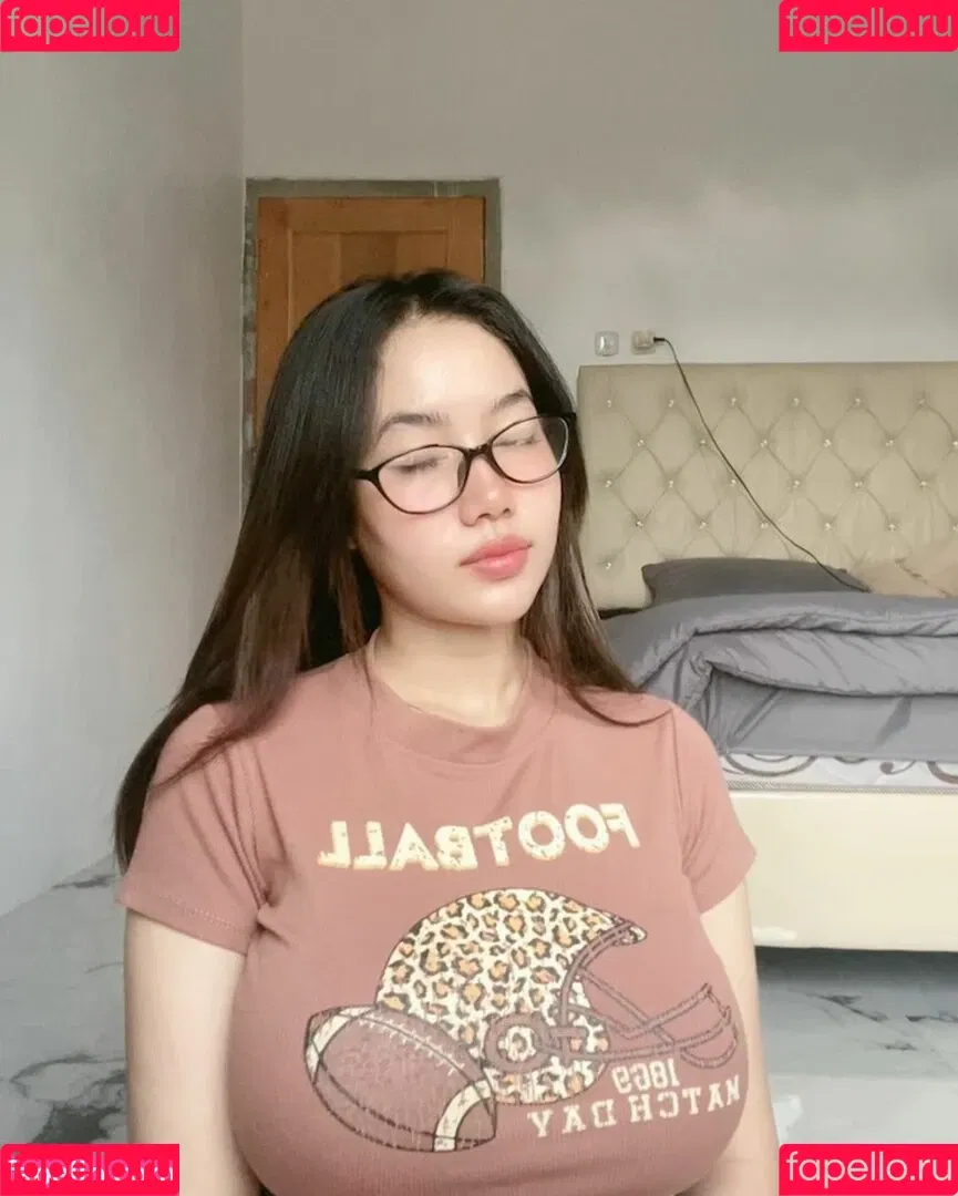 Elvara Caliva Onlyfans Photo Gallery 
