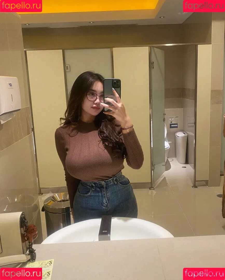 Elvara Caliva Onlyfans Photo Gallery 