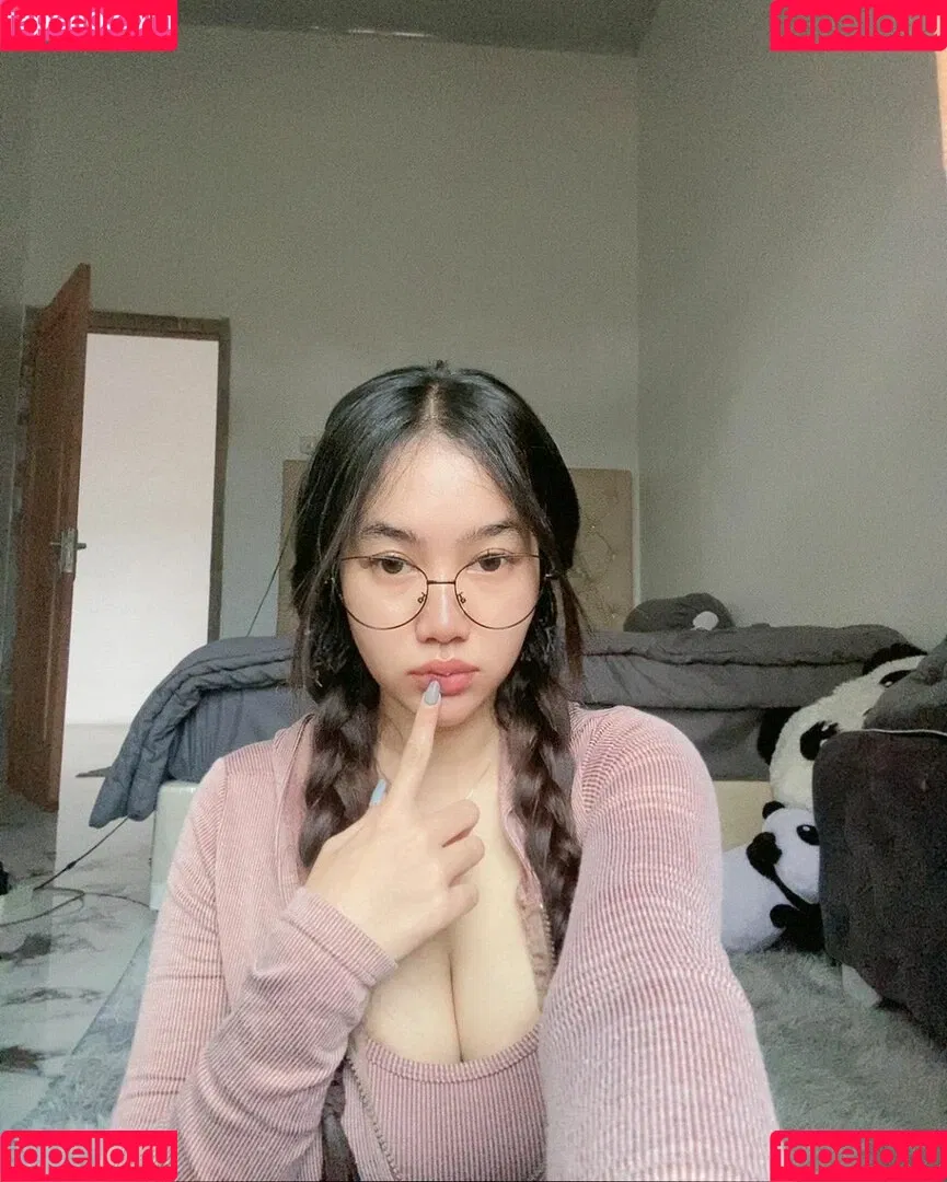 Elvara Caliva Onlyfans Photo Gallery 