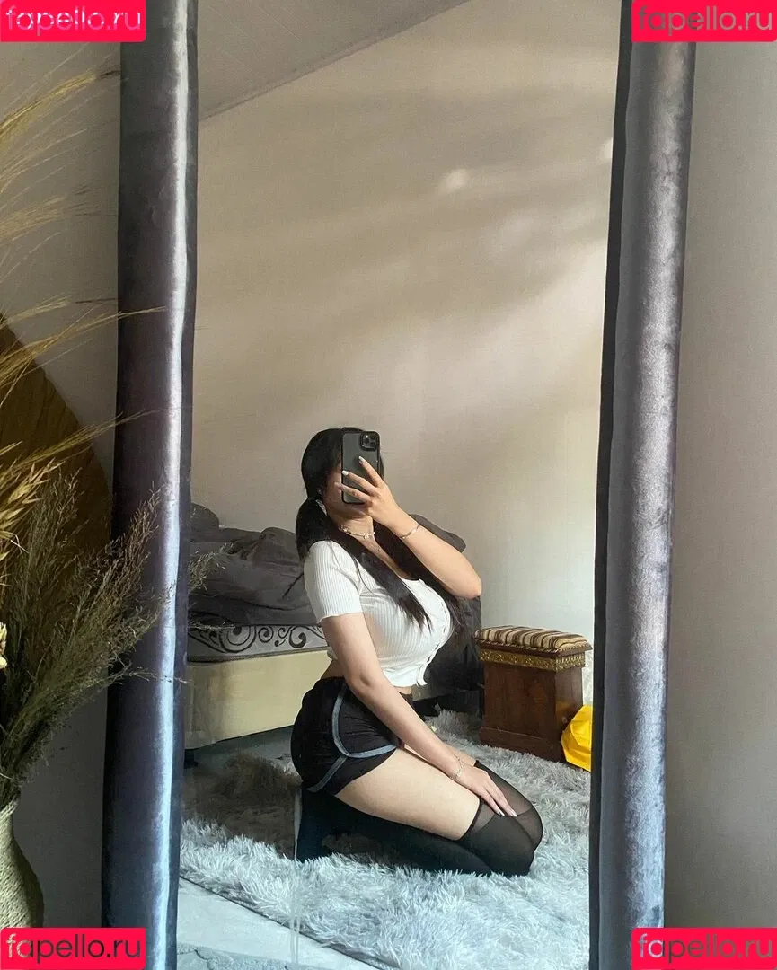 Elvara Caliva Onlyfans Photo Gallery 