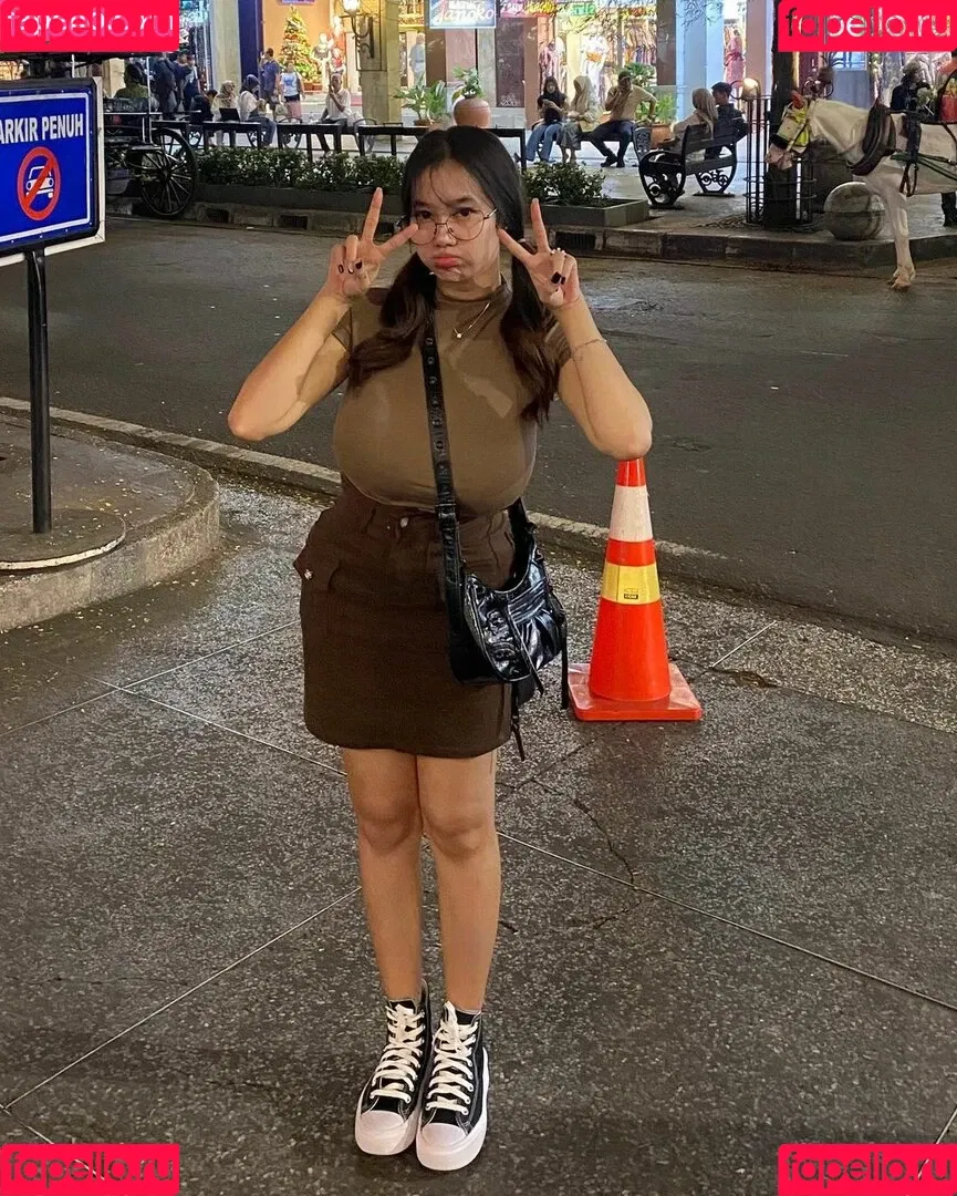 Elvara Caliva Onlyfans Photo Gallery 