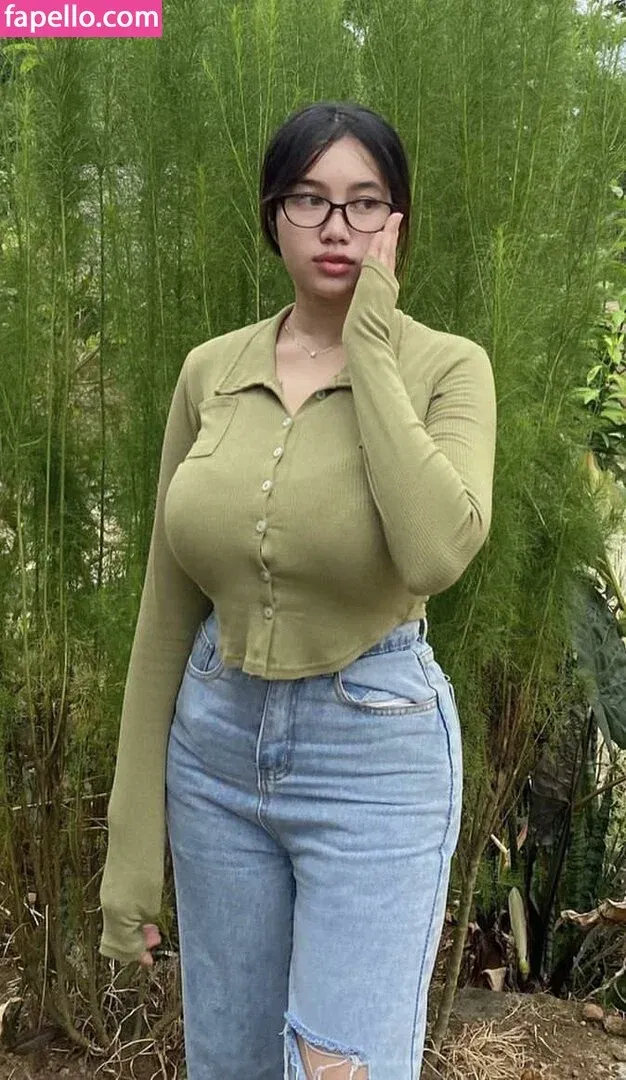 Elvara Caliva Onlyfans Photo Gallery 