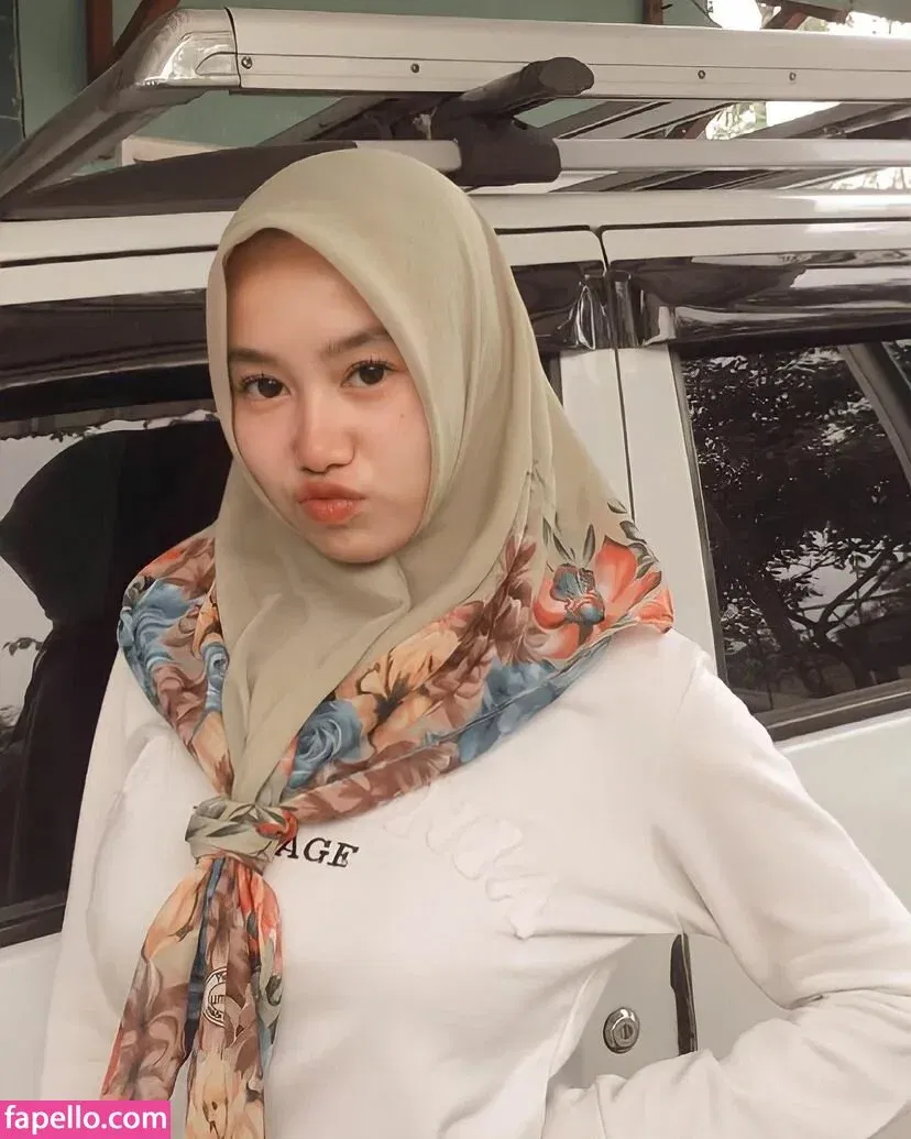 Elvara Caliva Onlyfans Photo Gallery 