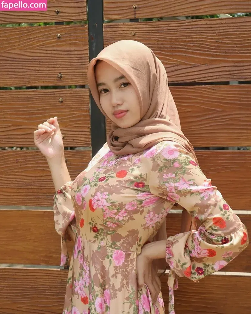 Elvara Caliva Onlyfans Photo Gallery 