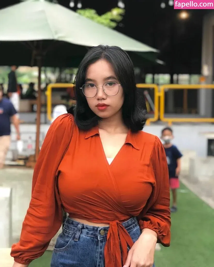 Elvara Caliva Onlyfans Photo Gallery 