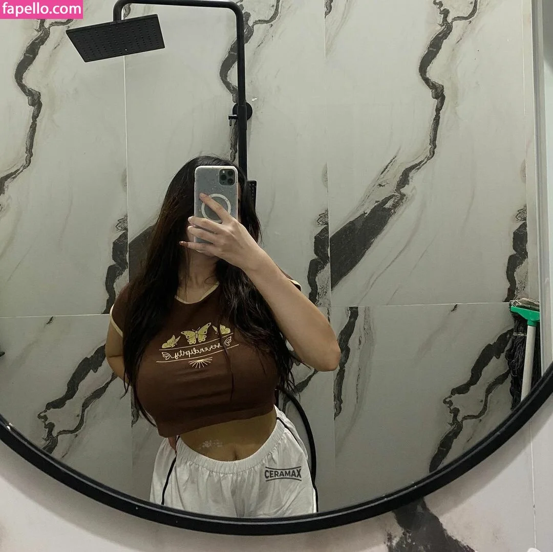 Elvara Caliva Onlyfans Photo Gallery 