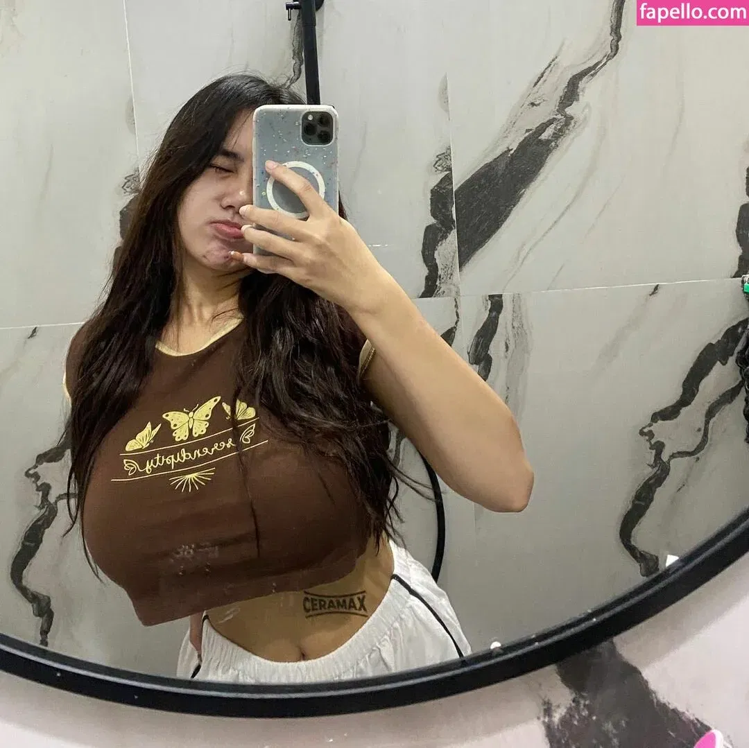 Elvara Caliva Onlyfans Photo Gallery 