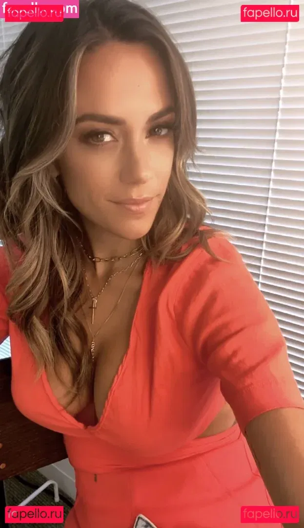 Jana Kramer Onlyfans Photo Gallery 