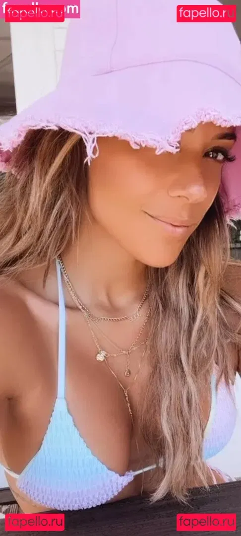 Jana Kramer Onlyfans Photo Gallery 