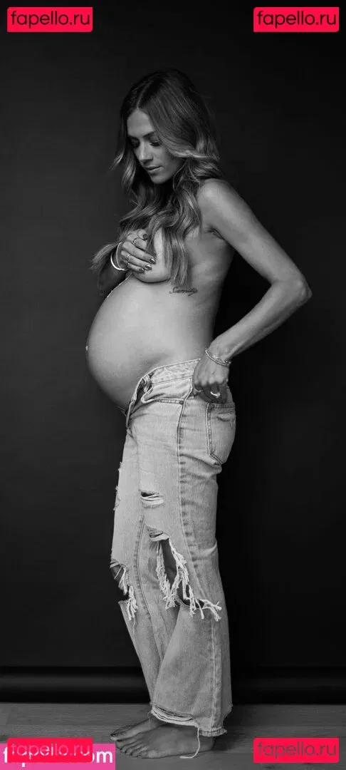 Jana Kramer Onlyfans Photo Gallery 