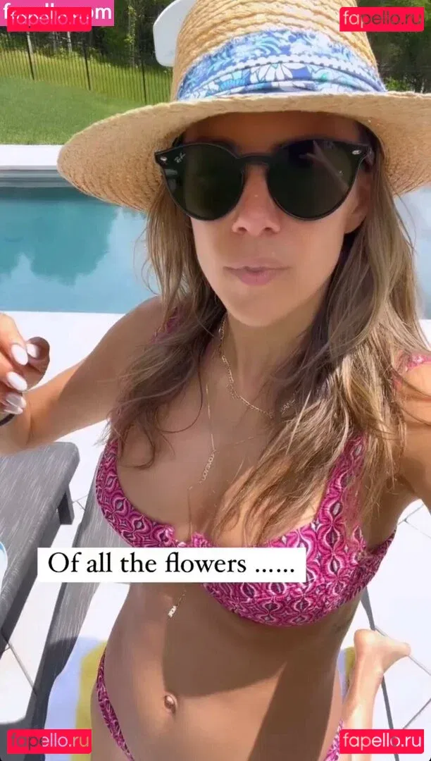 Jana Kramer Onlyfans Photo Gallery 