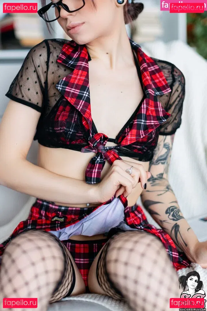 Roxy Loov Onlyfans Photo Gallery 