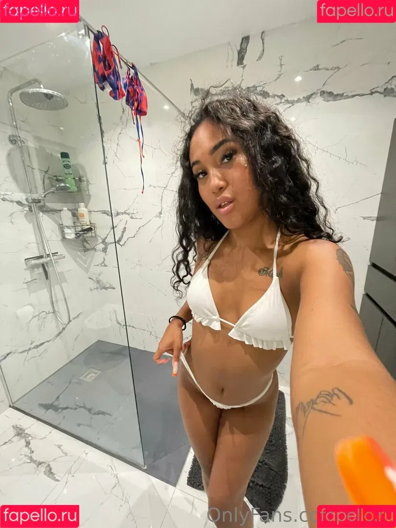 clazx Onlyfans Photo Gallery 