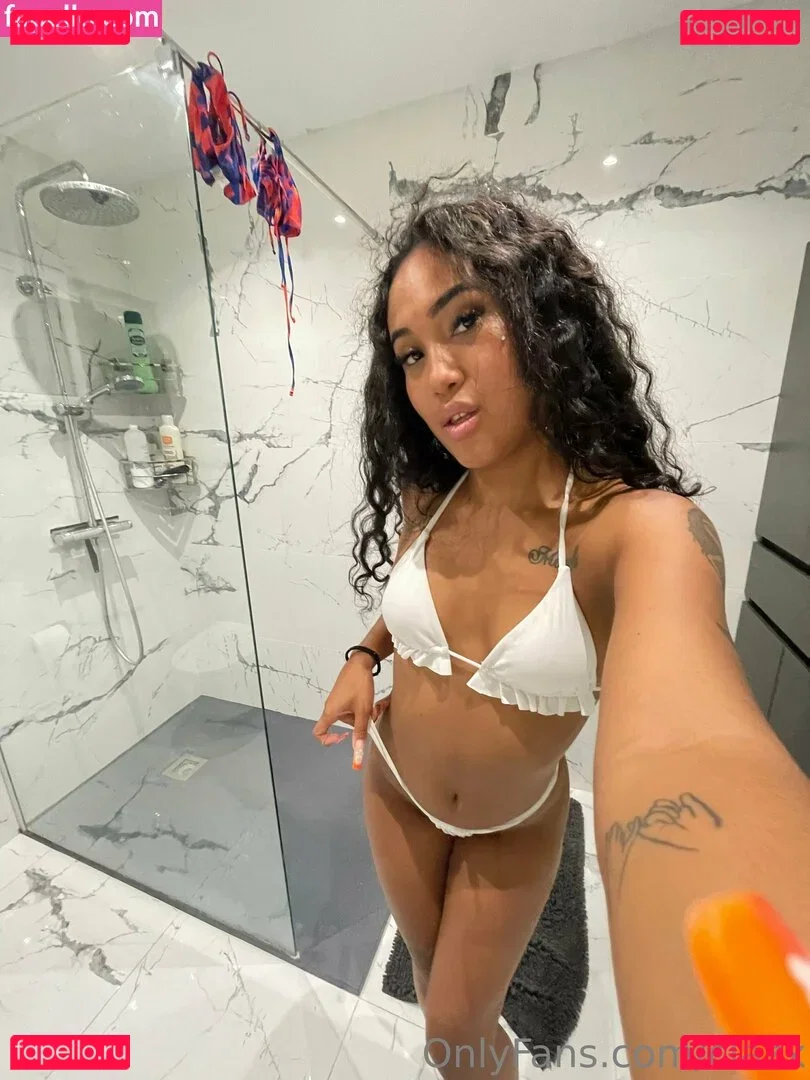 clazx Onlyfans Photo Gallery 