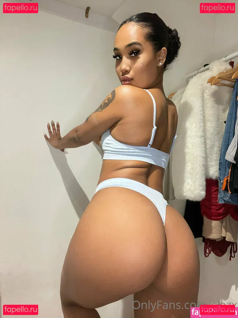 clazx Onlyfans Photo Gallery 