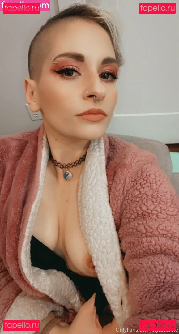 blysssteele Onlyfans Photo Gallery 