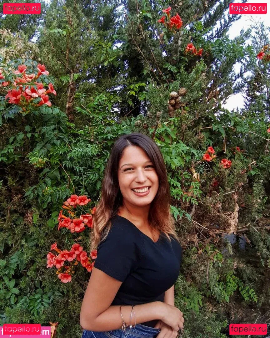 ileniatenaa Onlyfans Photo Gallery 