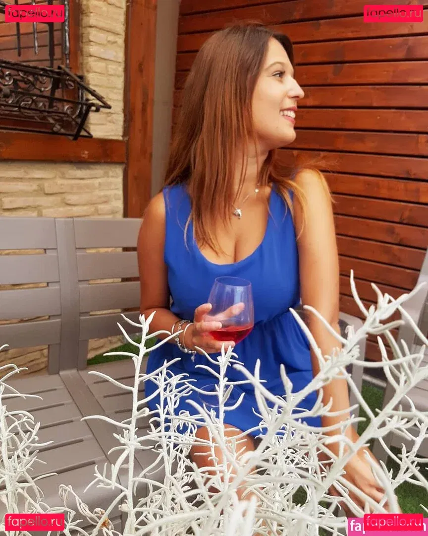 ileniatenaa Onlyfans Photo Gallery 