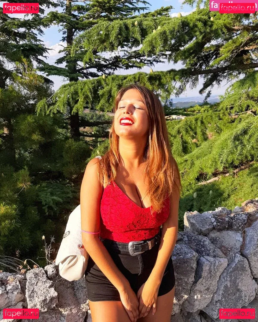 ileniatenaa Onlyfans Photo Gallery 