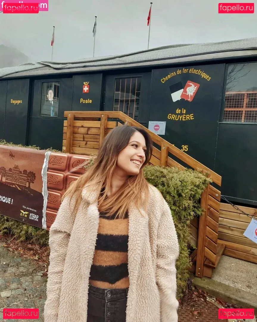 ileniatenaa Onlyfans Photo Gallery 