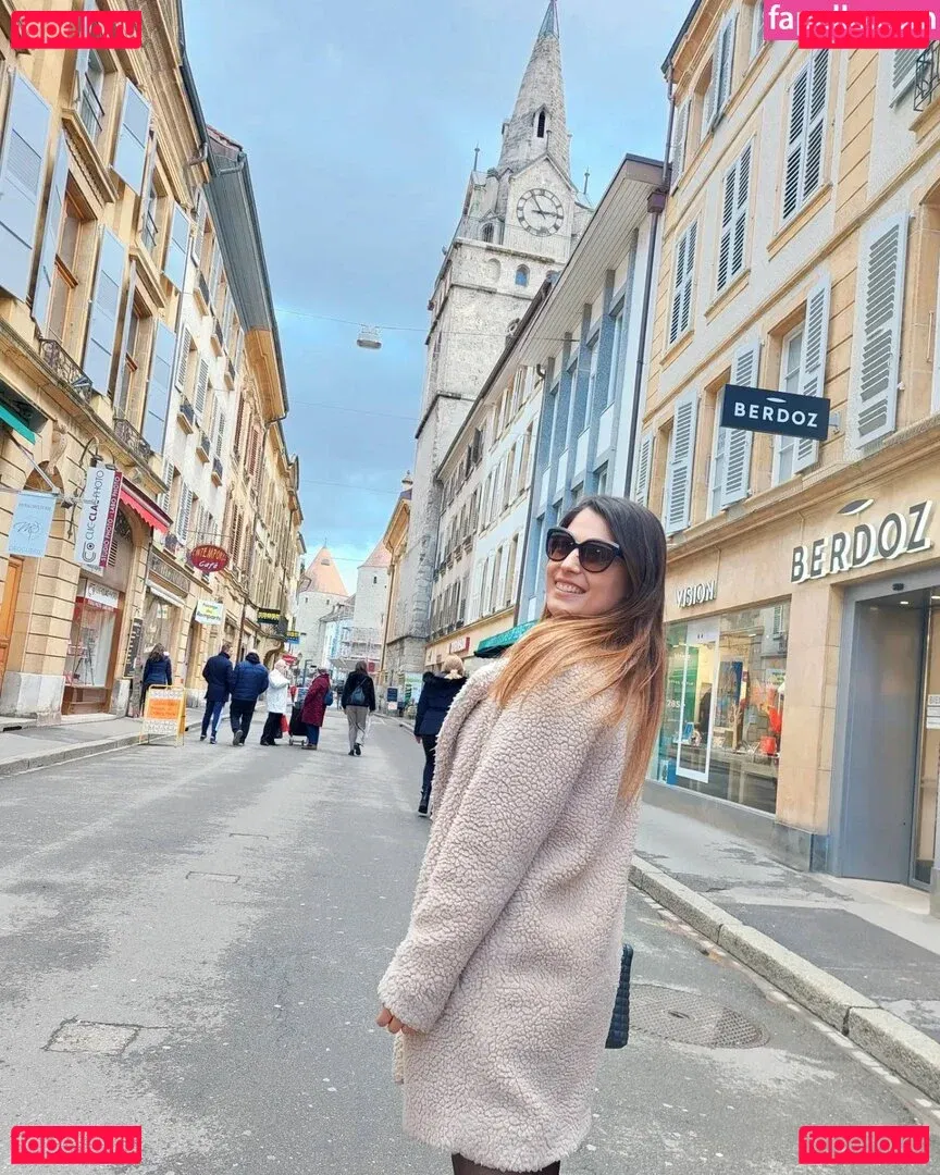 ileniatenaa Onlyfans Photo Gallery 