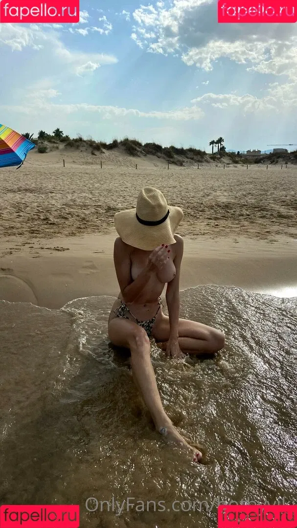 Viki Keepu Onlyfans Photo Gallery 