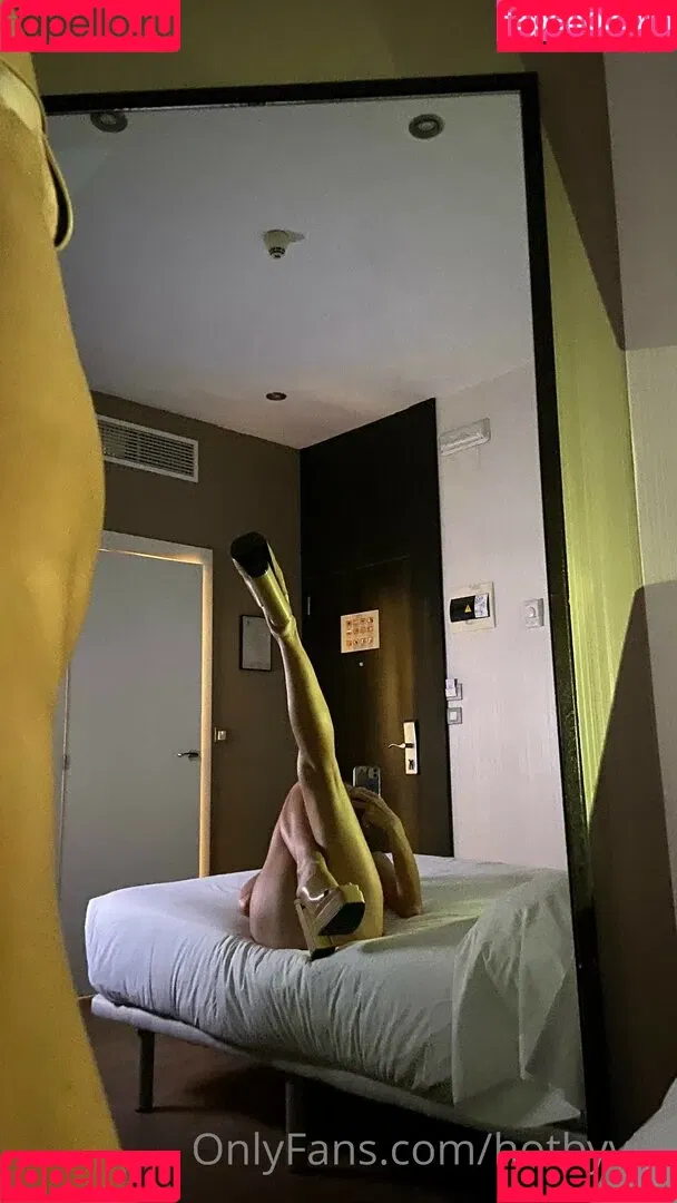 Viki Keepu Onlyfans Photo Gallery 