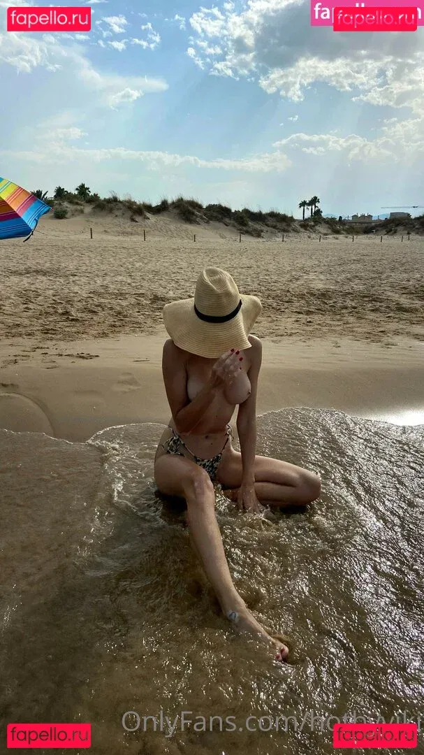 Viki Keepu Onlyfans Photo Gallery 