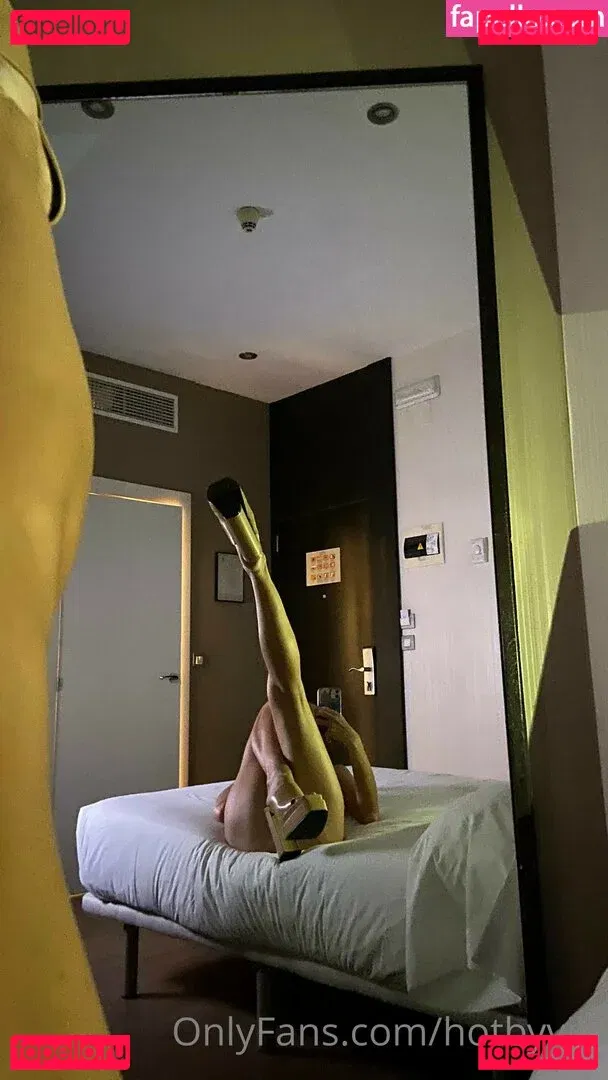 Viki Keepu Onlyfans Photo Gallery 