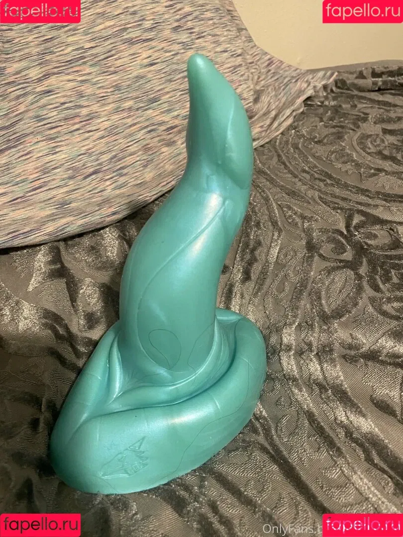 aprilraeee Onlyfans Photo Gallery 