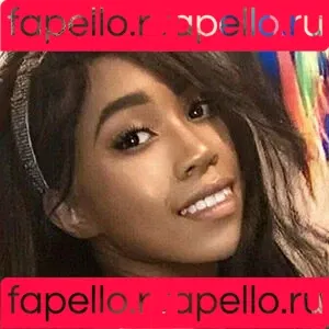 aprilraeee Onlyfans Photo Gallery 