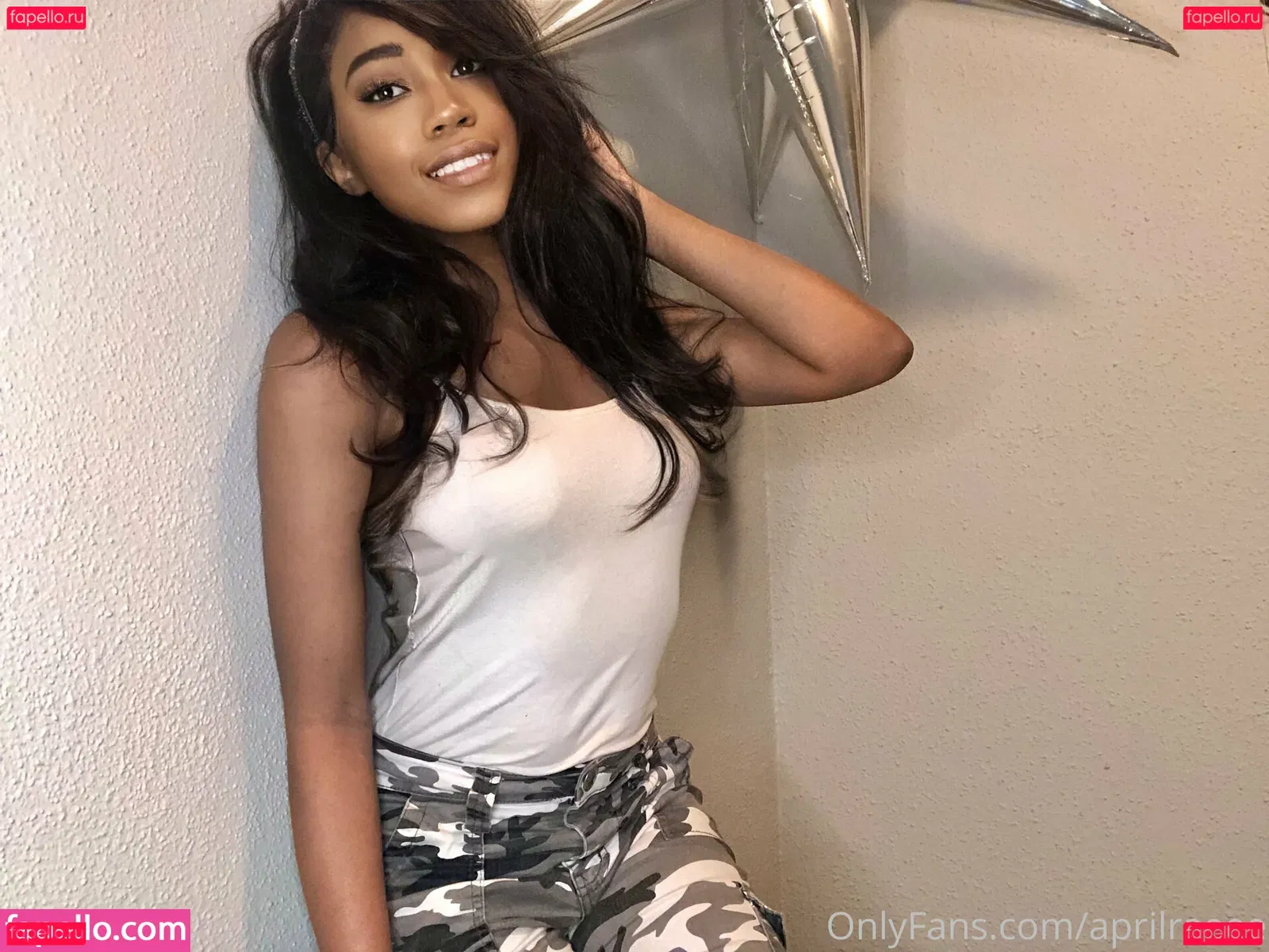 aprilraeee Onlyfans Photo Gallery 