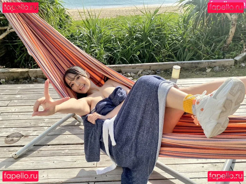 Koibuchi Momona Onlyfans Photo Gallery 