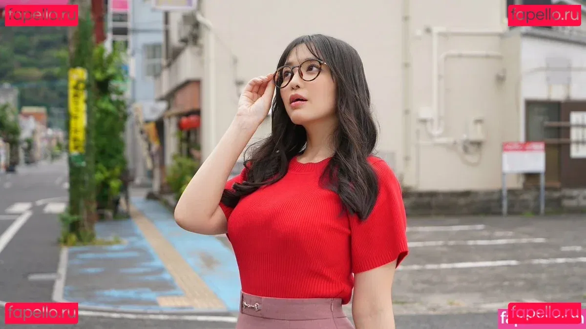 Koibuchi Momona Onlyfans Photo Gallery 