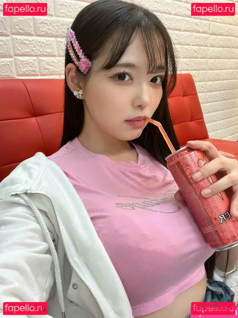 Koibuchi Momona Onlyfans Photo Gallery 