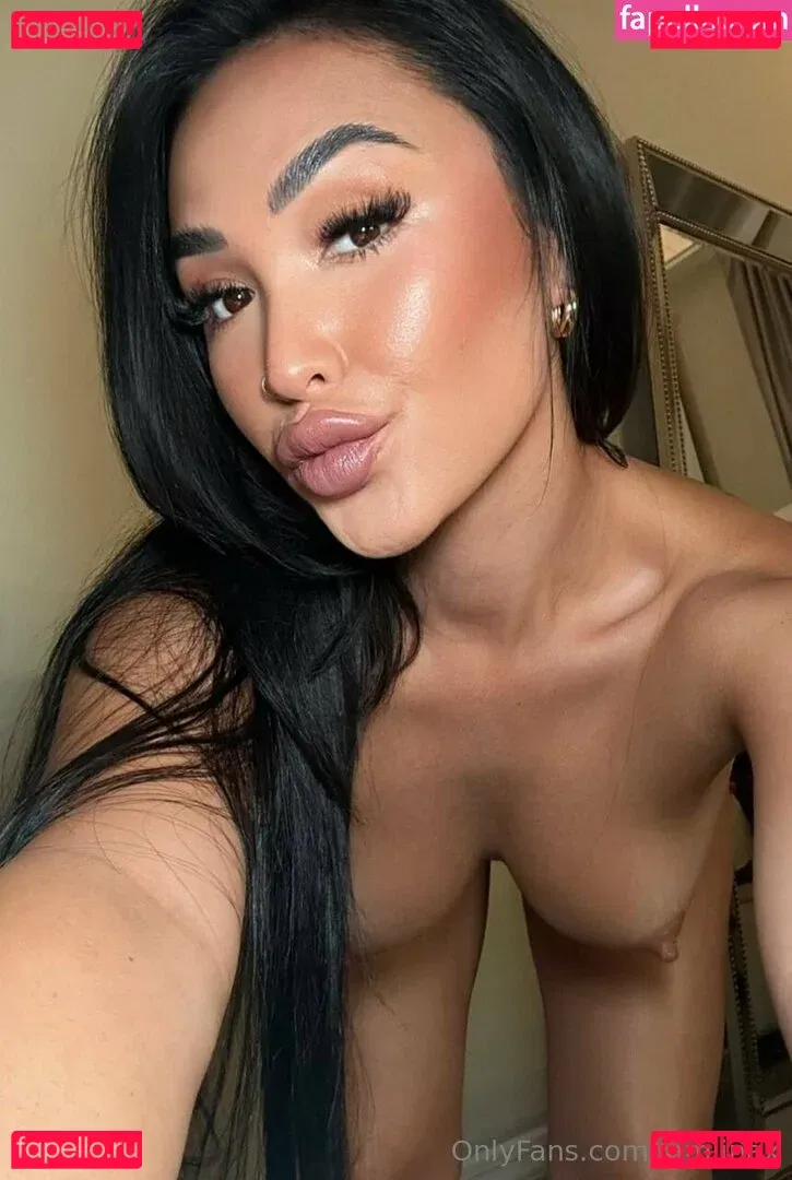 iamlinax Onlyfans Photo Gallery 