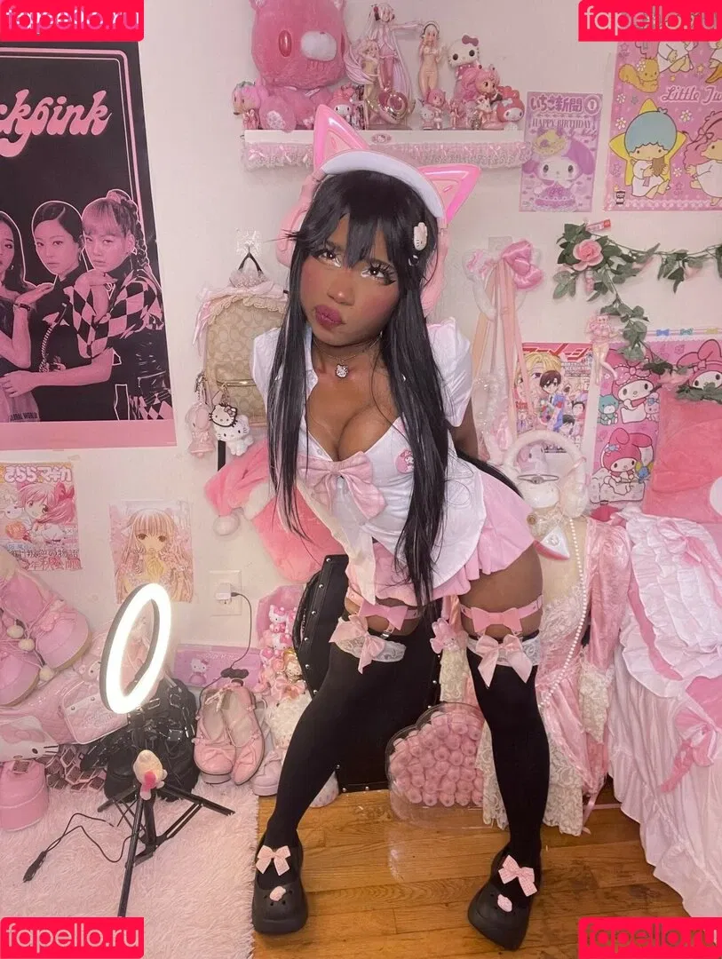 Lilrawrs Onlyfans Photo Gallery 