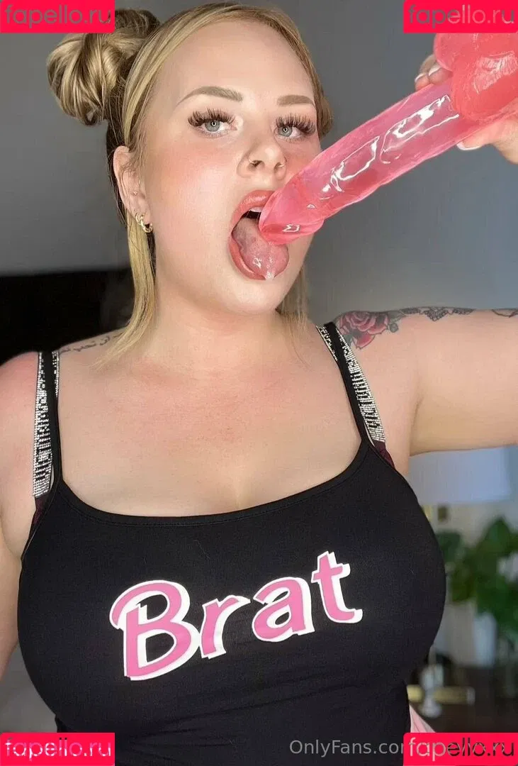 cheyyxxx Onlyfans Photo Gallery 