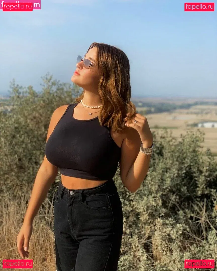 Daniella Nahum Onlyfans Photo Gallery 